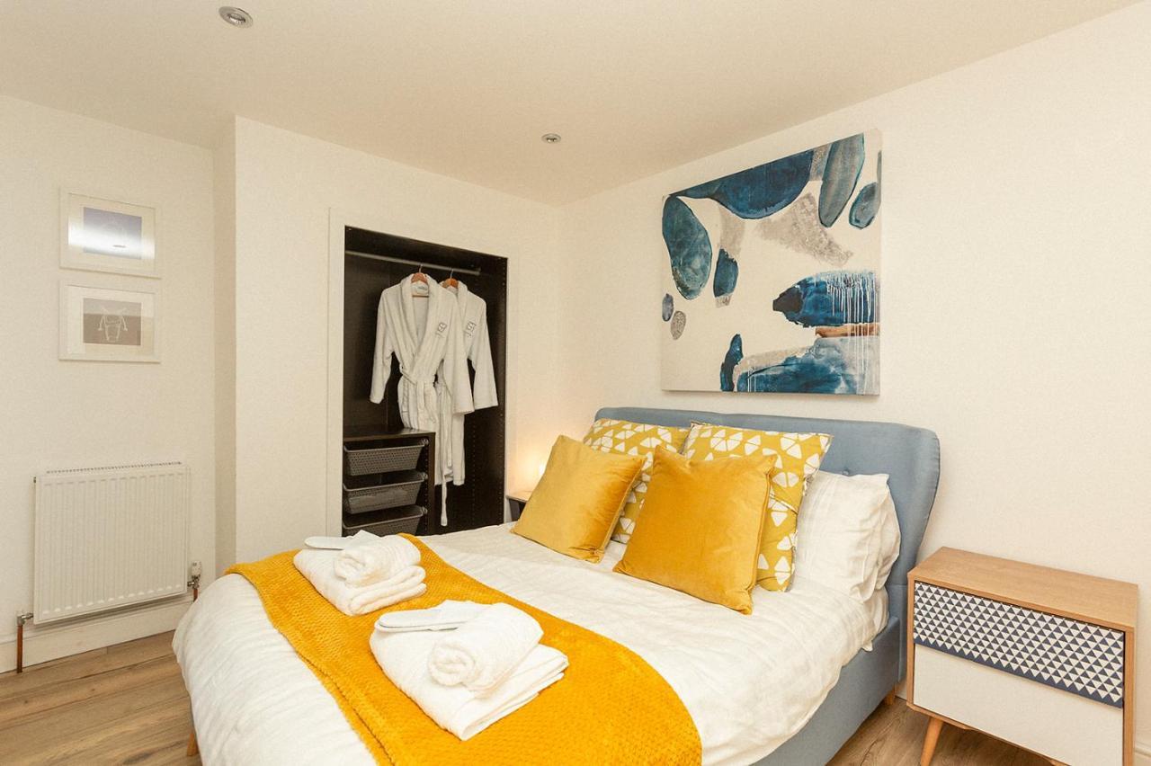 Stylish & Cosy Margate Escape With Hot Tub And Log Burner Dogs Welcome 외부 사진